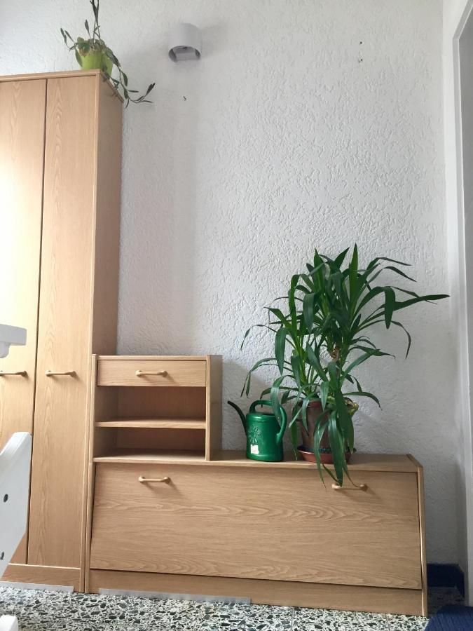 Blaues Haus Apartamento Niederdorfelden Exterior foto