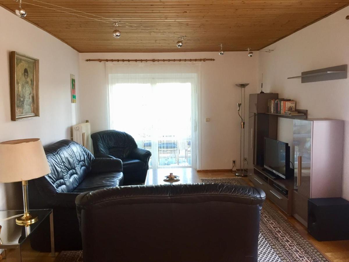 Blaues Haus Apartamento Niederdorfelden Exterior foto